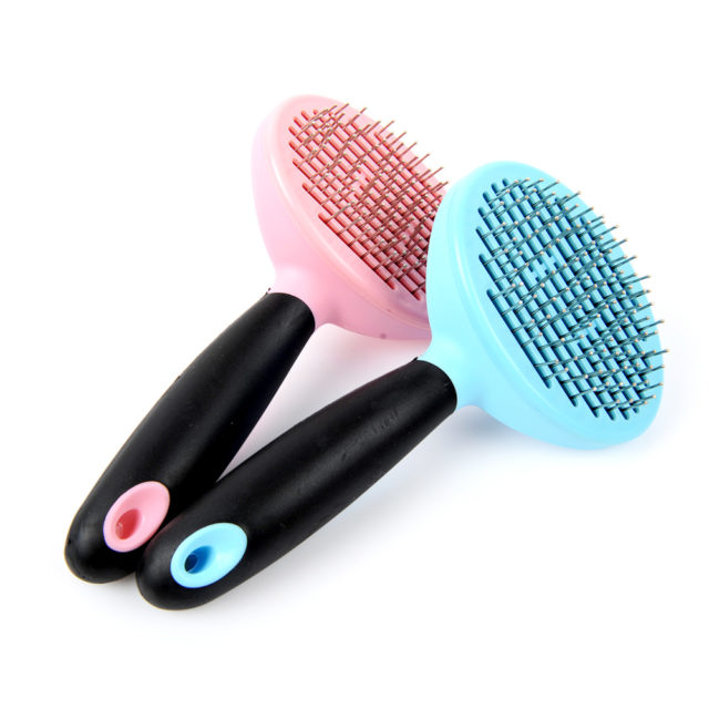 Self-Cleaning Pet Grooming Comb