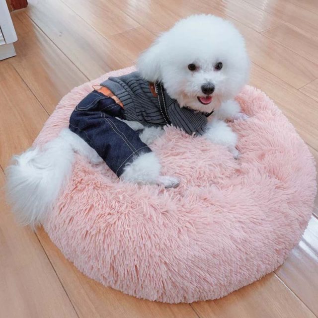 Pet’s Round Shaped Fluffy Bed